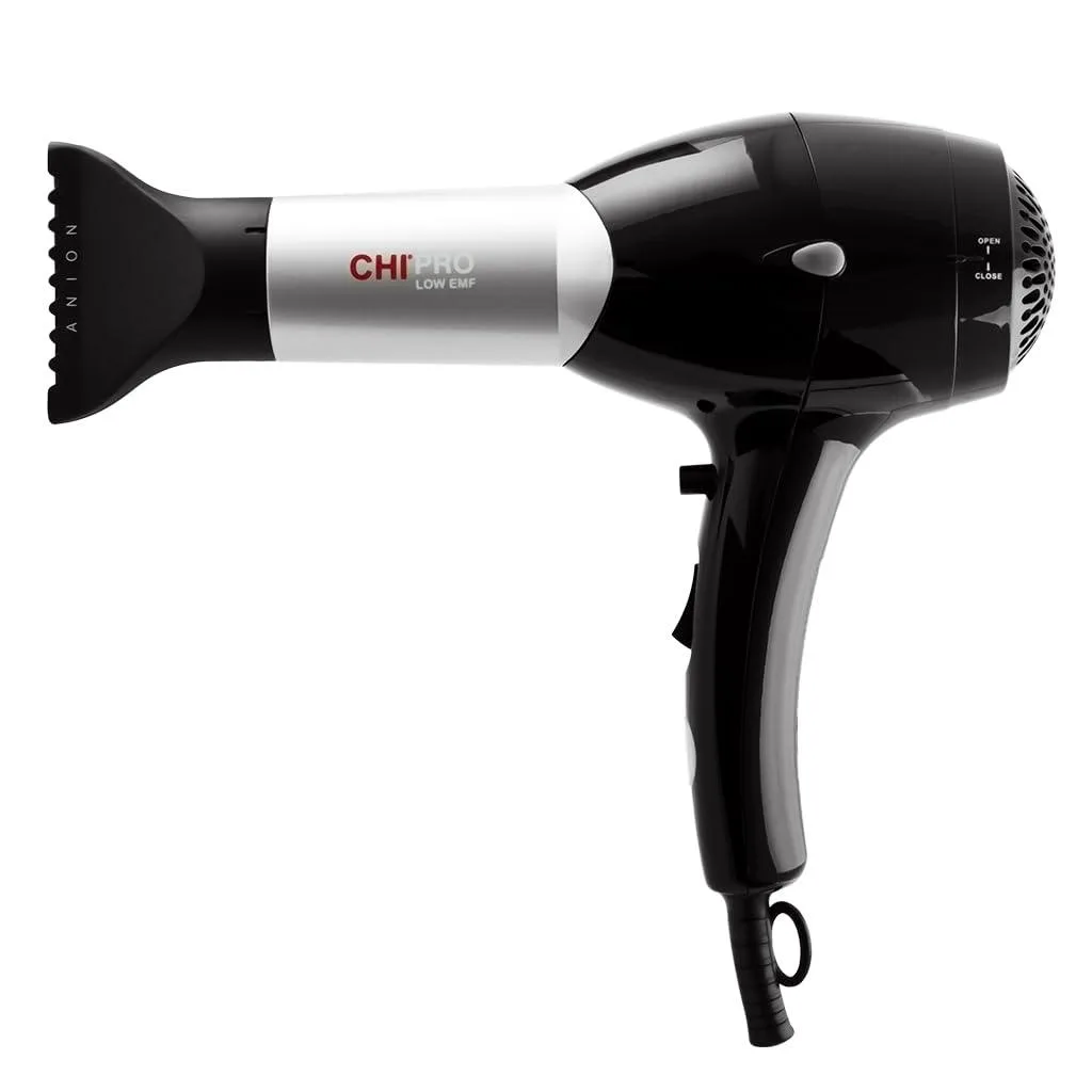 Black CHI GF1505 hair dryer with two nozzle attachments