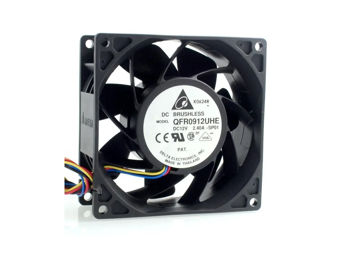 Fans Fans QFR0912UHE 9038 90x90x38mm 12V 2.40A case fan — product photo