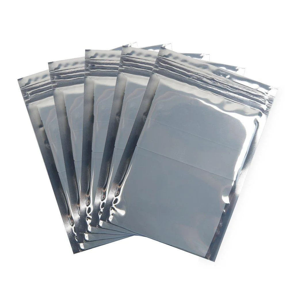 Pack of 100 beige semi-transparent antistatic zipper bags 4 by 6 inches