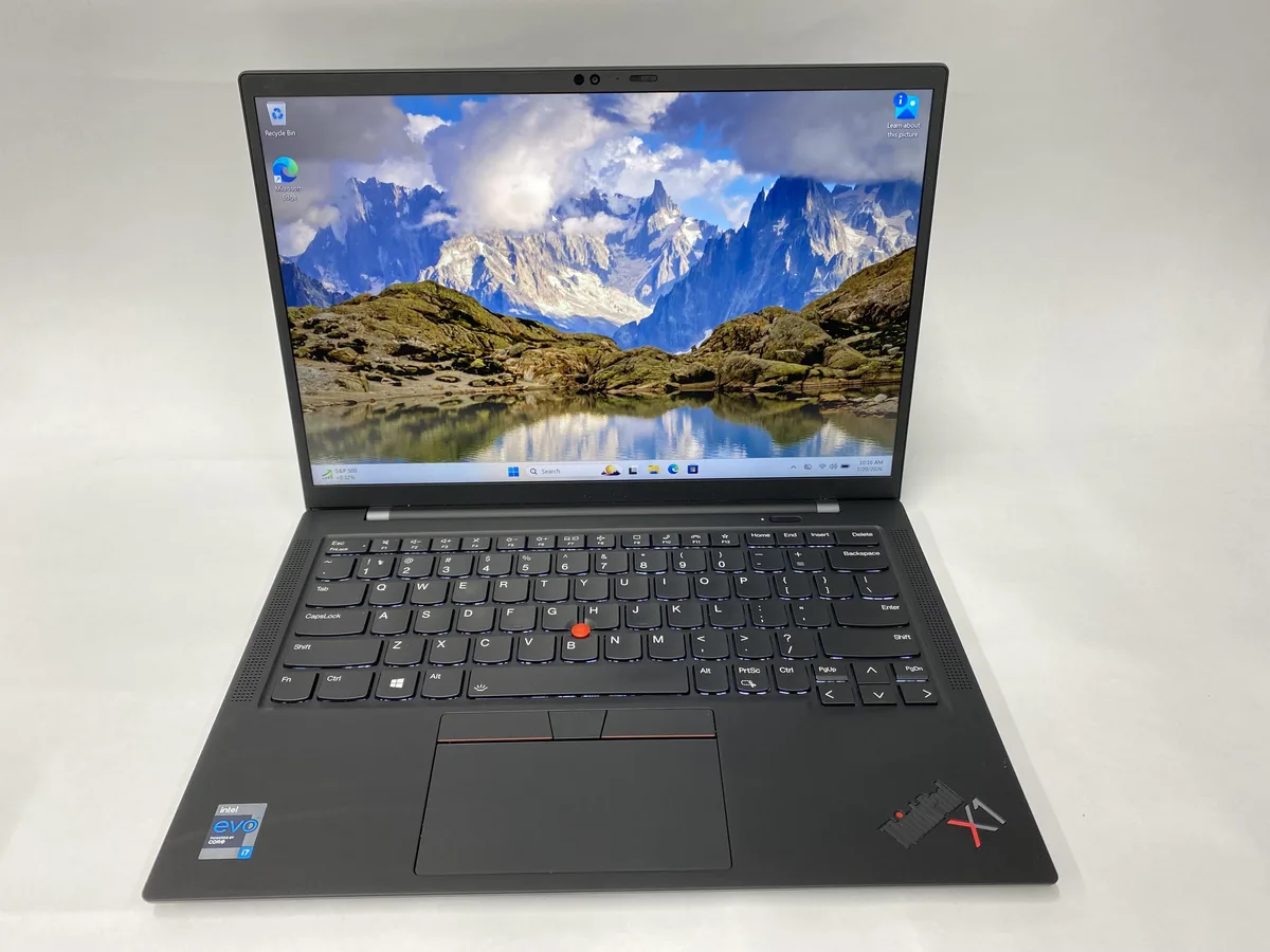 Lenovo Lenovo ThinkPad X1 Carbon i7-1165G7 16GB 512GB 14" 1920x1080 laptop — product photo