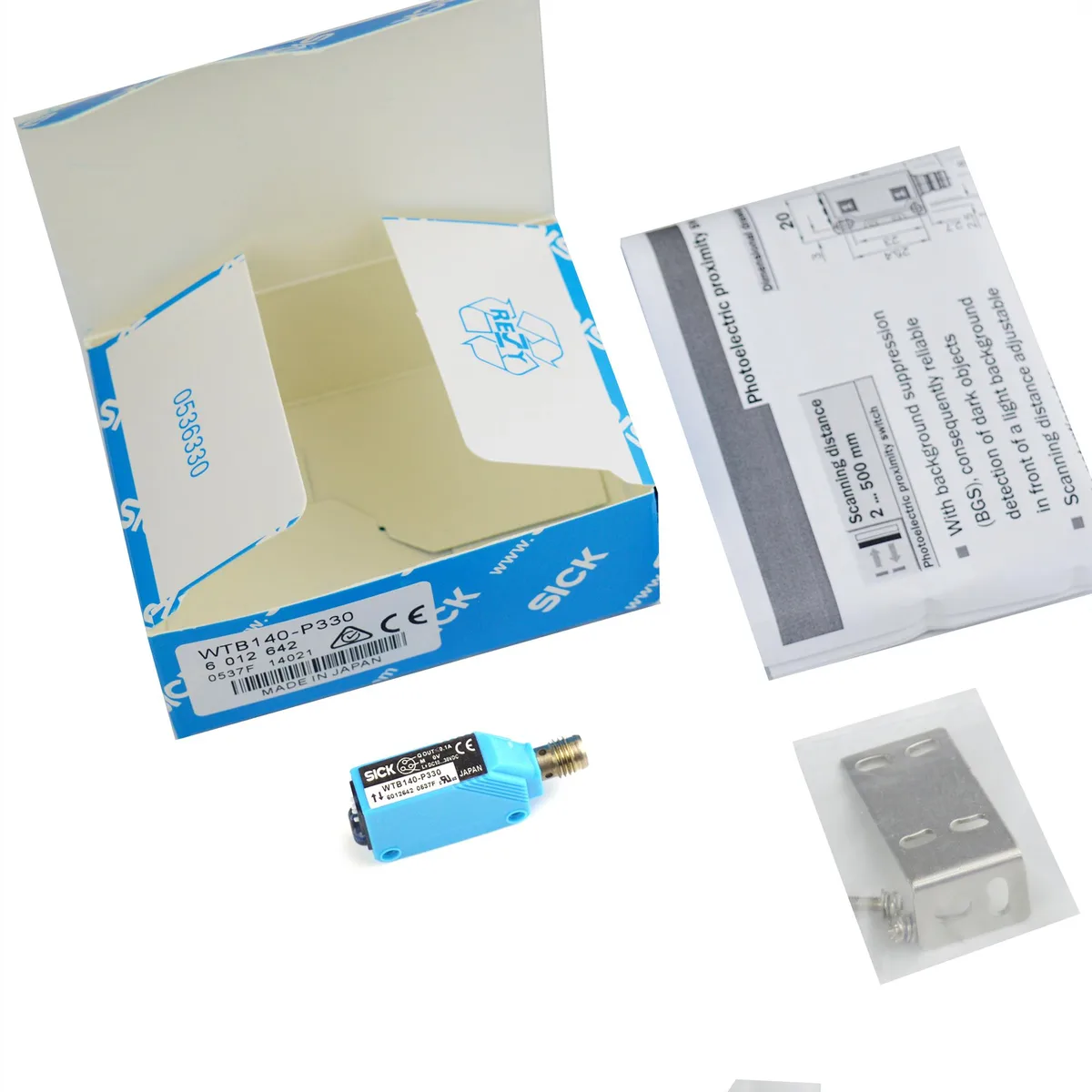 Sick SICK WTB140-P330 Photoelectric Proximity Sensor PNP — product photo