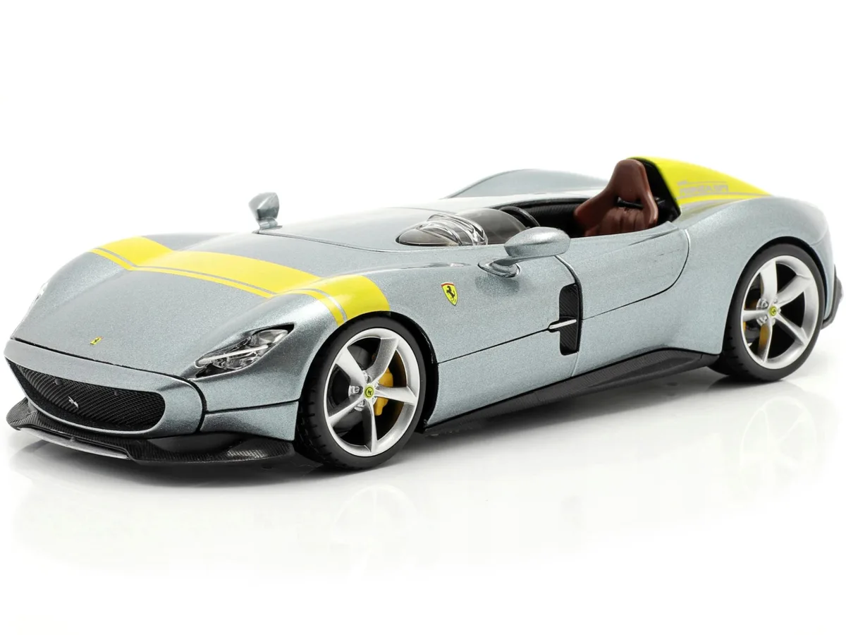 BBURAGO BBURAGO Ferrari Monza SP1 Silver Metallic Yellow Stripes 1/24 Vehicle — product photo