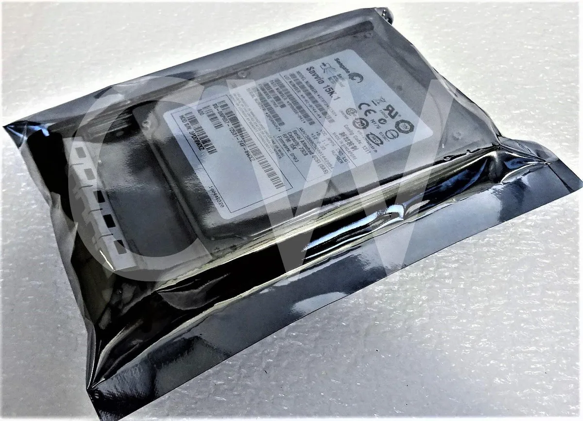 DELL DELL ST973451SS 73GB 15000RPM SAS 16MB 2.5" internal hard drive with caddy — product photo