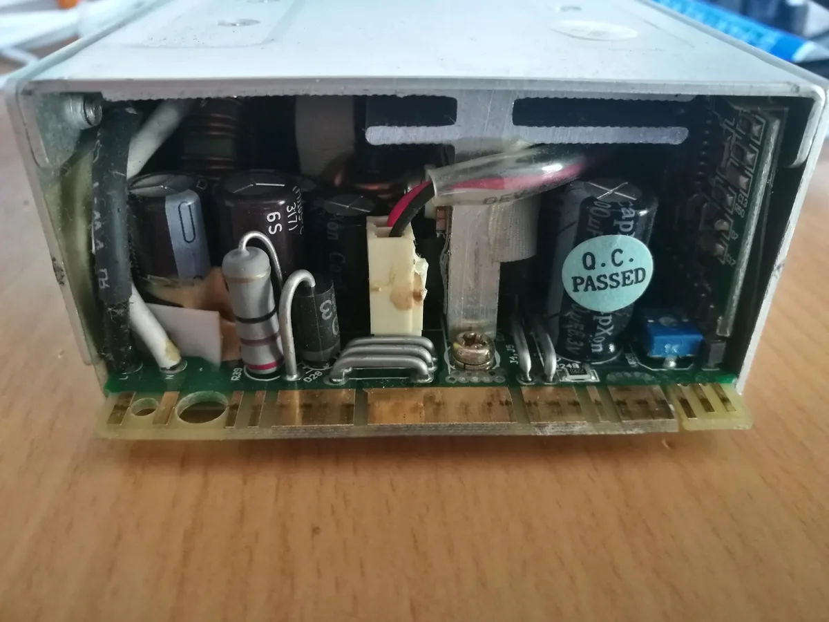 Supersuperuncle Supersuperuncle MIN-6250P (V1) 250W server power supply — product photo