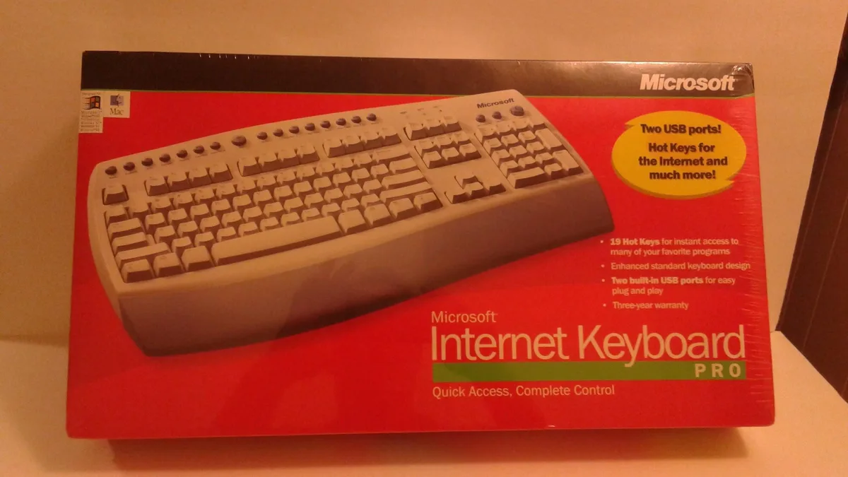 Microsoft Internet Keyboard Pro with detachable palm rest and 19 hot keys