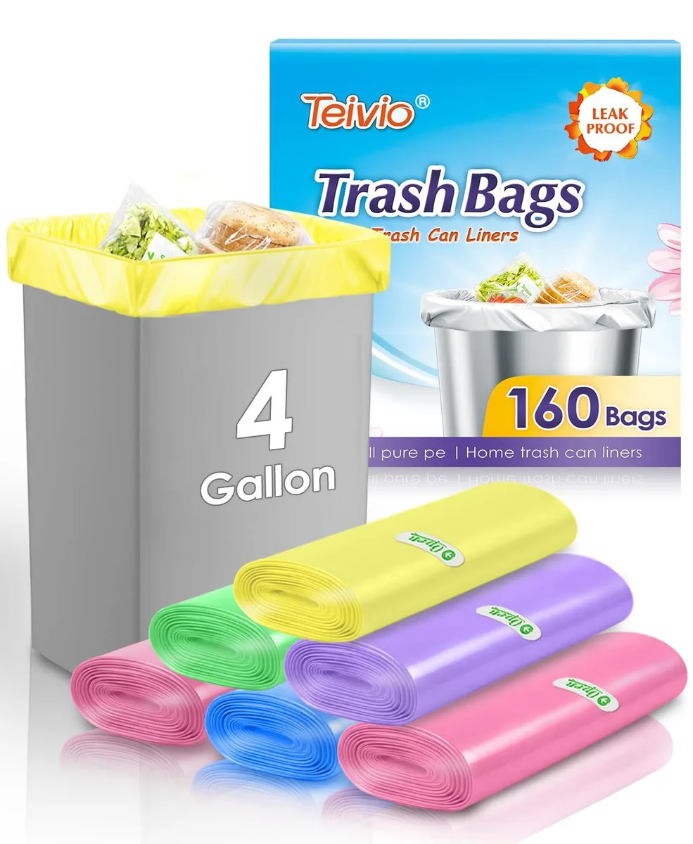 A clear plastic bag roll, 160-count, 4-gallon size, star-seal bottom