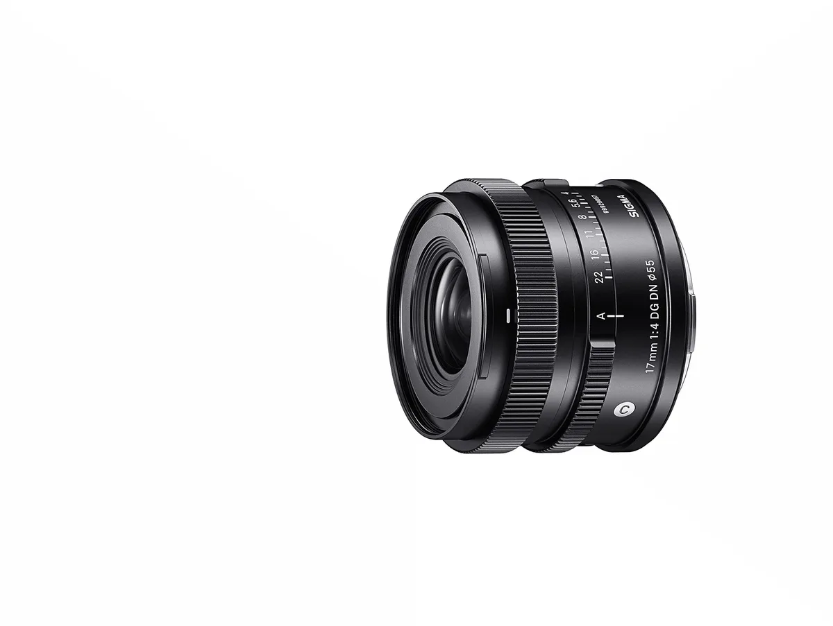 SIGMA SIGMA 17mm F4.0 DG DN L-Mount 415969 camera lens — product photo