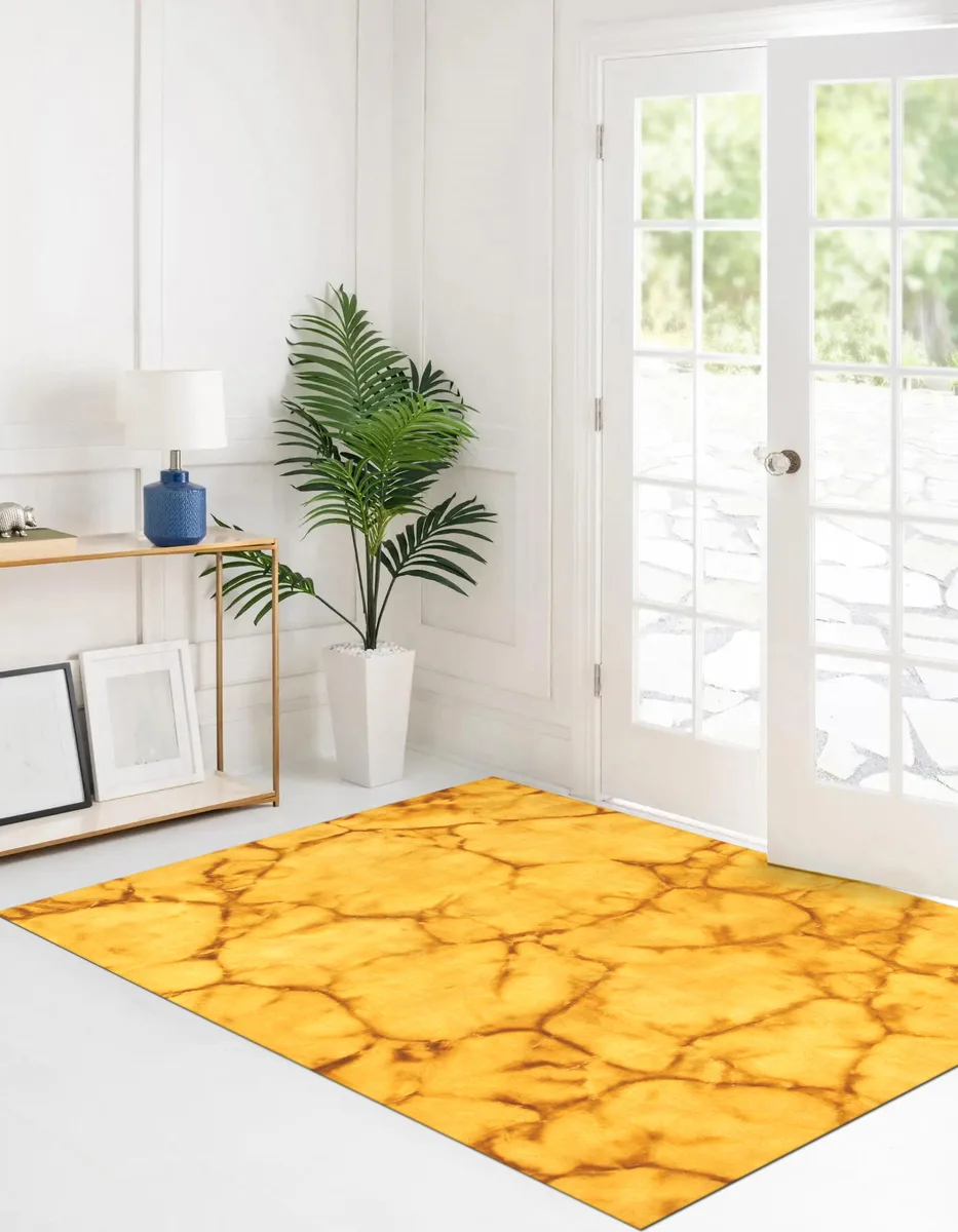 Rectangular hand-tufted wool rug in yellow abstract gradient design