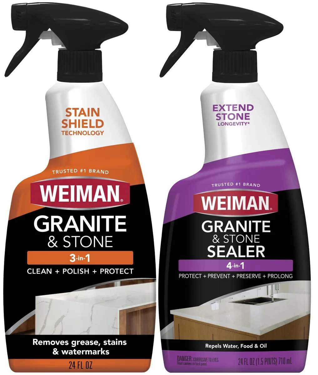Two 24 oz spray bottles in a rectangular box