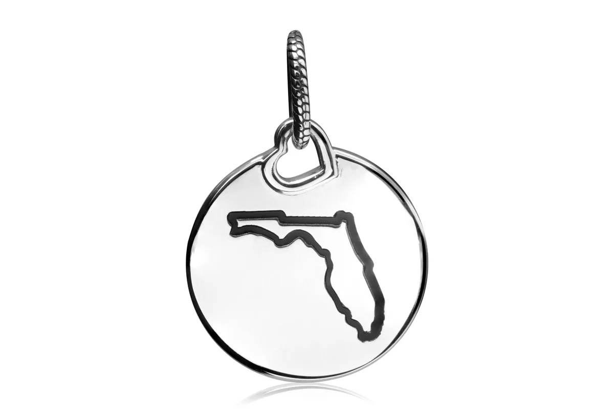 PANDORA PANDORA New York Round Pendant Silver Tone — product photo