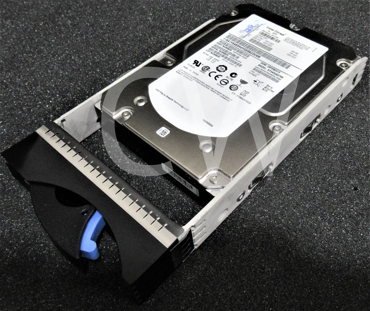 IBM IBM 49Y1865 49Y1861 49Y1864 450GB 15000RPM SAS 3.5" internal hard drive — product photo