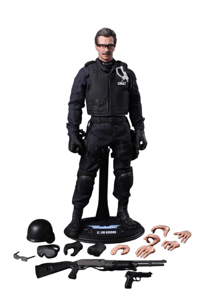 Hot Toys Hot Toys MMS182 The Dark Knight Lt. Jim Gordon S.W.A.T. Suit Version action figure — product photo