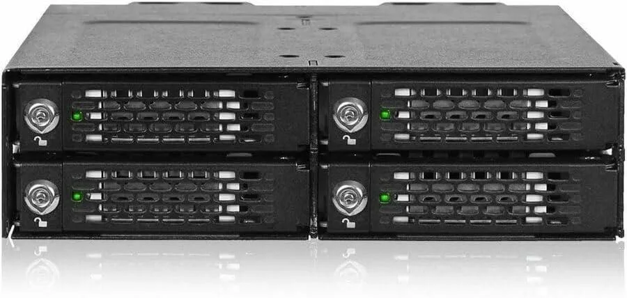 ICY DOCK ICY DOCK ToughArmor MB720MK-B V3 4-bay M.2 NVMe rack server — product photo