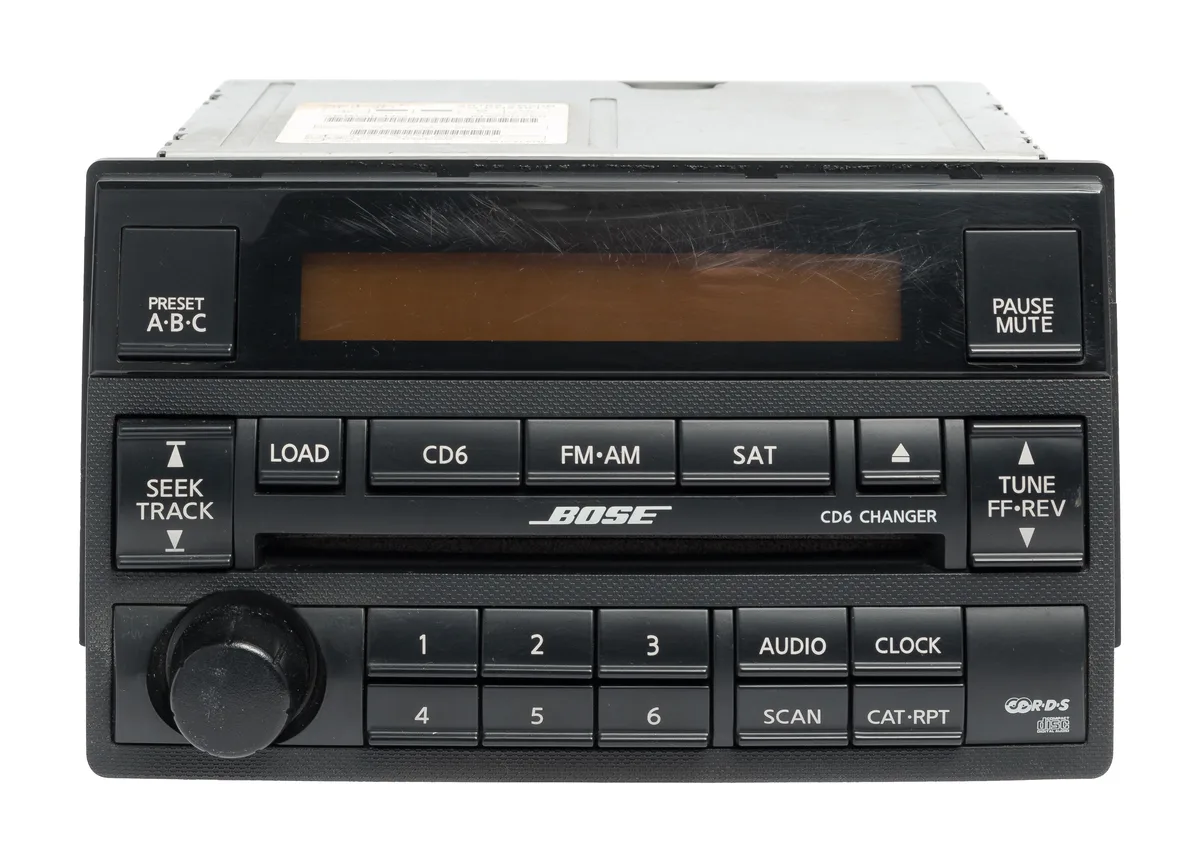 1 Factory Radio 1 Factory Radio AM FM Radio 6 Disc CD Player 28185ZB20B — product photo