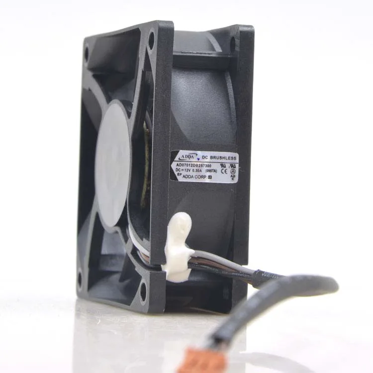 Zyvpee Zyvpee AD07012DB257300 70mm Ball Bearing 3-Pin Case Fan — product photo