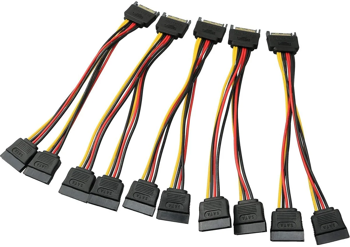 Vszerda Vszerda SATAPECA-5 SATA power splitter 5-pack 20 cm 15-pin male to dual female — product photo