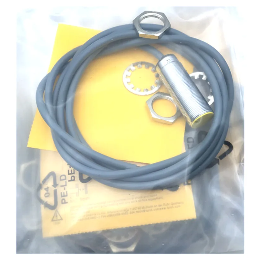 Turck Turck BI10-M30-AD4X 44170 inductive sensor M30 10 mm 65 VDC — product photo