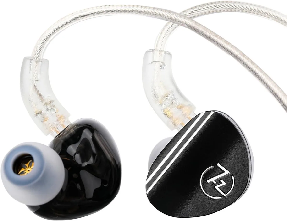 YINGHUA YINGHUA 7HZ SONUS 1DD+1BA IEM Black 3.5mm — product photo