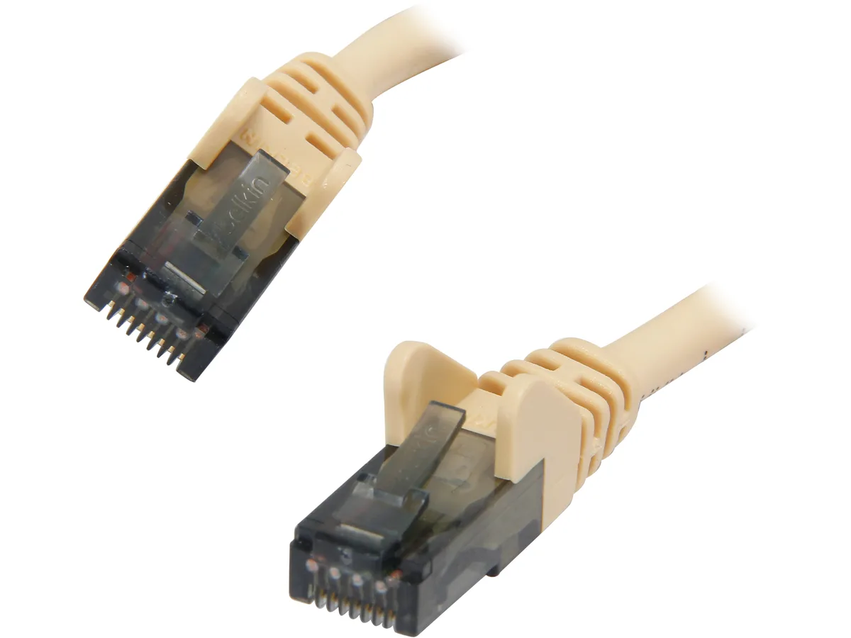 Belkin Belkin A3L980-14-YLW-S 14 ft Cat6 network ethernet cable — preces foto