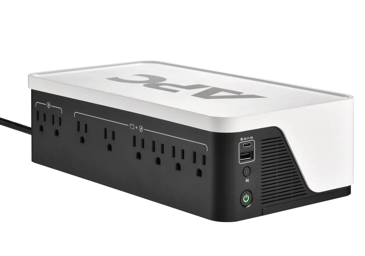 APC APC BE900G3 UPS 900VA/540W 120V 8x NEMA 5-15R USB A+C — product photo