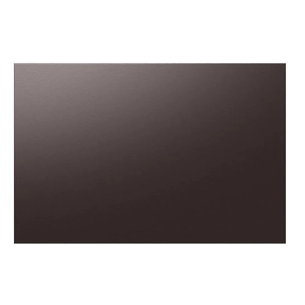 Bottom refrigerator panel in Tuscan Steel finish