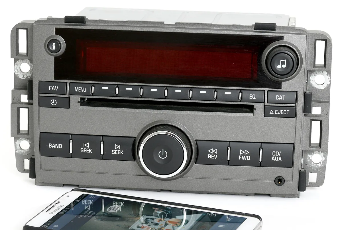 1 Factory Radio 1 Factory Radio 25957003 2009 Pontiac Torrent Receiver — product photo