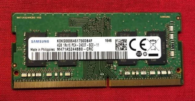 SAMSUNG SAMSUNG 4GB DDR4 2400 260-Pin SO-DIMM M471A5244BB0 CRC — product photo