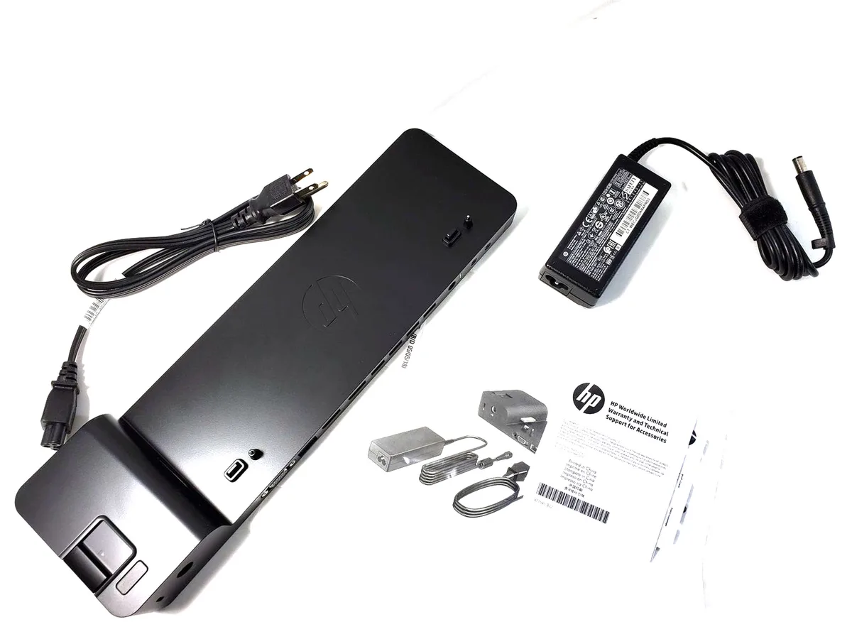 HP HP HSTNN-IX10 UltraSlim Dock 2013 65W Adapter — product photo