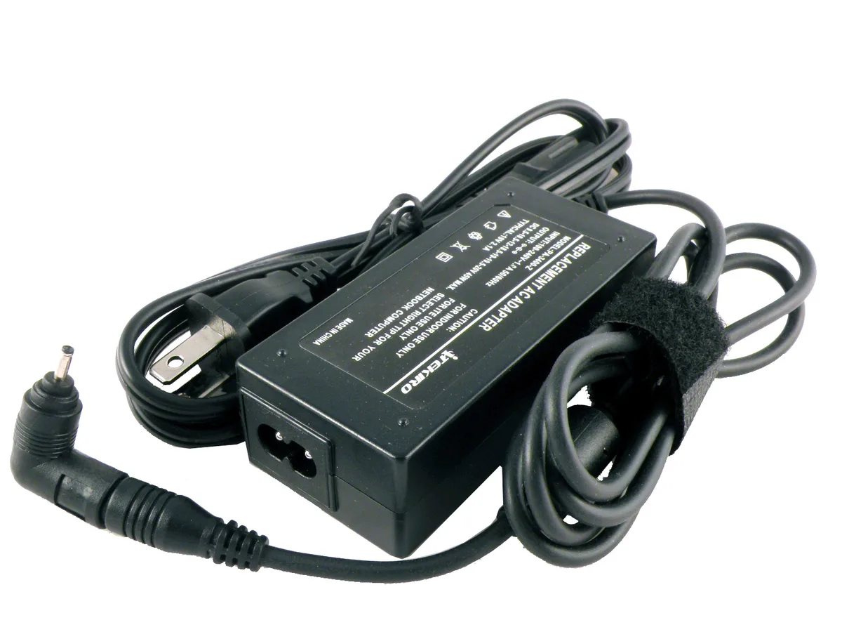 iTekiro iTekiro SAM.TAC045WSMSS.N2 12V power inverter — product photo