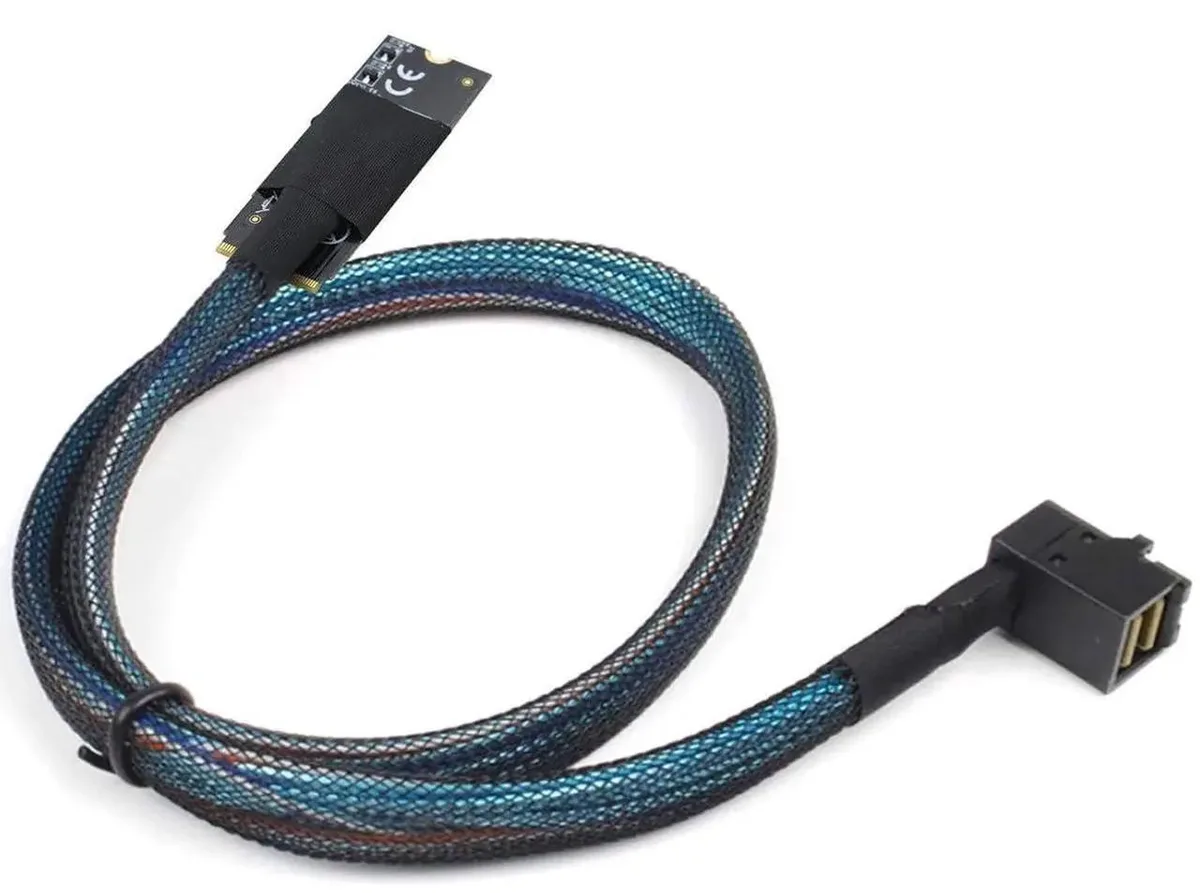 SMUGDESK SMUGDESK M.2 MKey to SFF8643 SAS HD 90Degree Cable 0.5M 12Gbps 30AWG — product photo