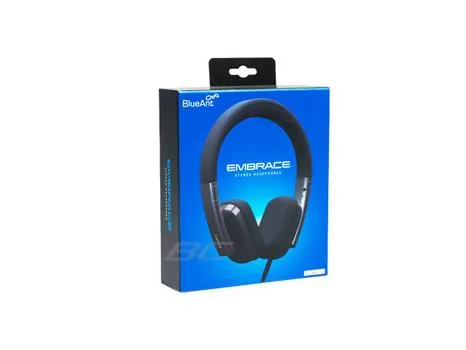 BlueAnt Wireless BlueAnt Embrace Stereo Headphone with Apple Remote 40mm — product photo