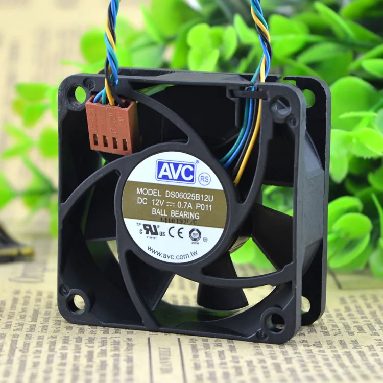Fans Fans DS06025B12U-P021Lead 60×60×25mm 12V 0.7A 5200 RPM case fan — product photo