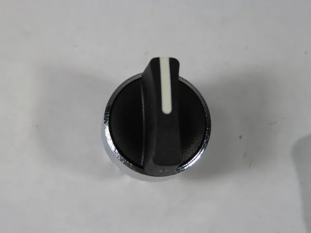 Schneider Electric Schneider Electric ZB4BD2 short handle selector switch black 2 position 22mm — product photo