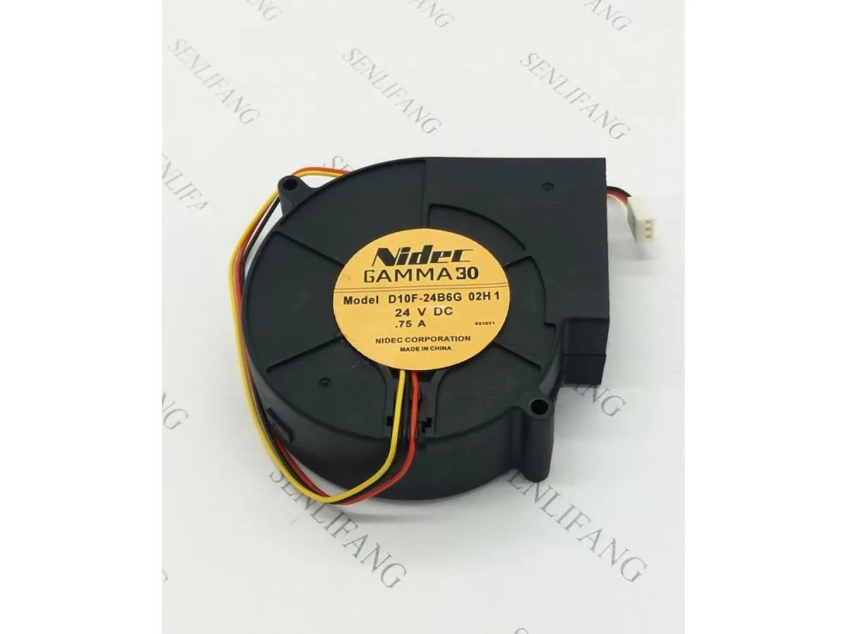 Fans Fans D10F-24B6G 02H1 24V 0.75A 97x97x33mm 3-wire case fan — product photo