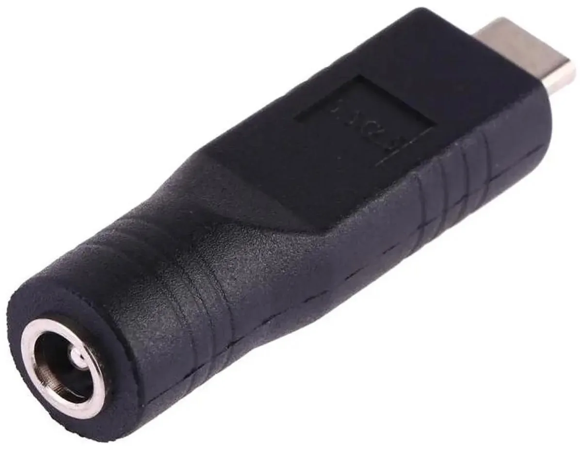 Vszerda Vszerda 5.5 x 2.5mm Female to USB-C Male Adapter — product photo