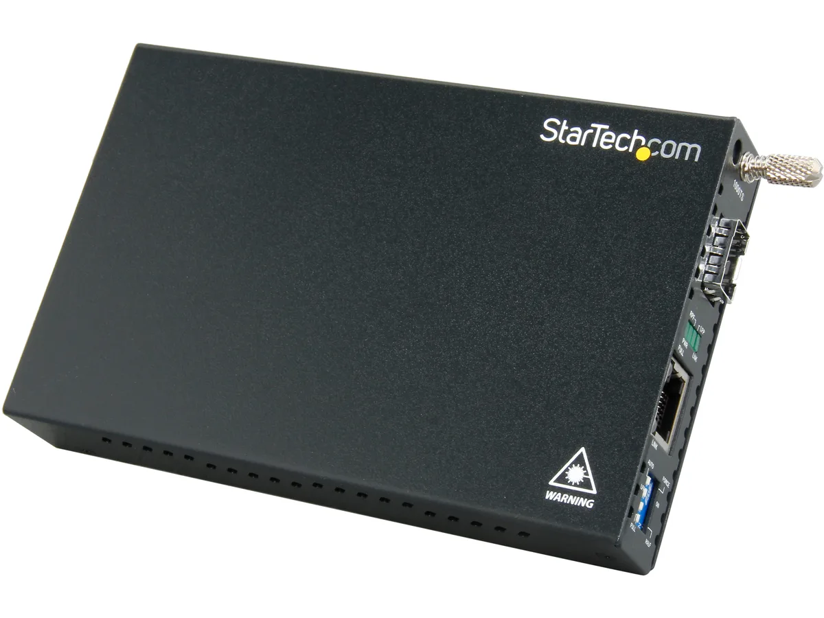 STARTECH STARTECH ET91000SFP2 Gigabit Fiber Media Converter Open SFP Slot — product photo
