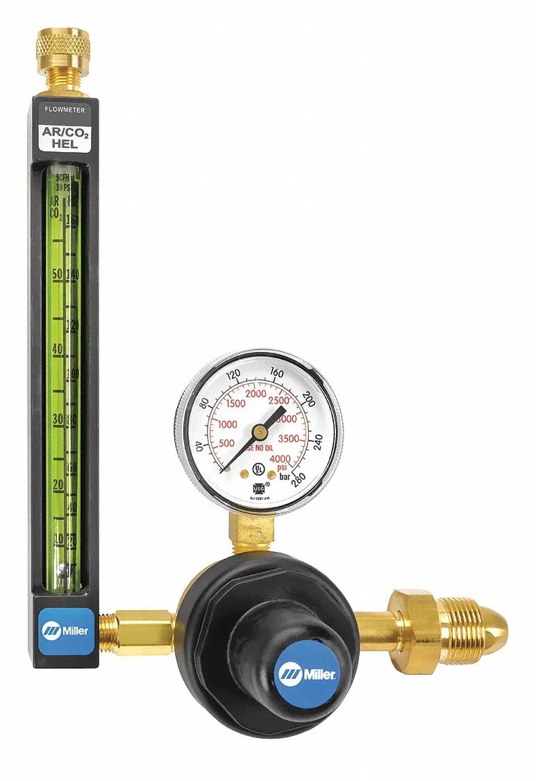 Brass flowmeter regulator with dual gauges and CGA-580 inlet