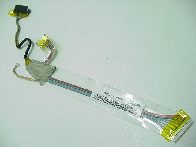 DELL DELL Latitude D410 12.1" LCD ribbon cable C7486 C7485 — product photo