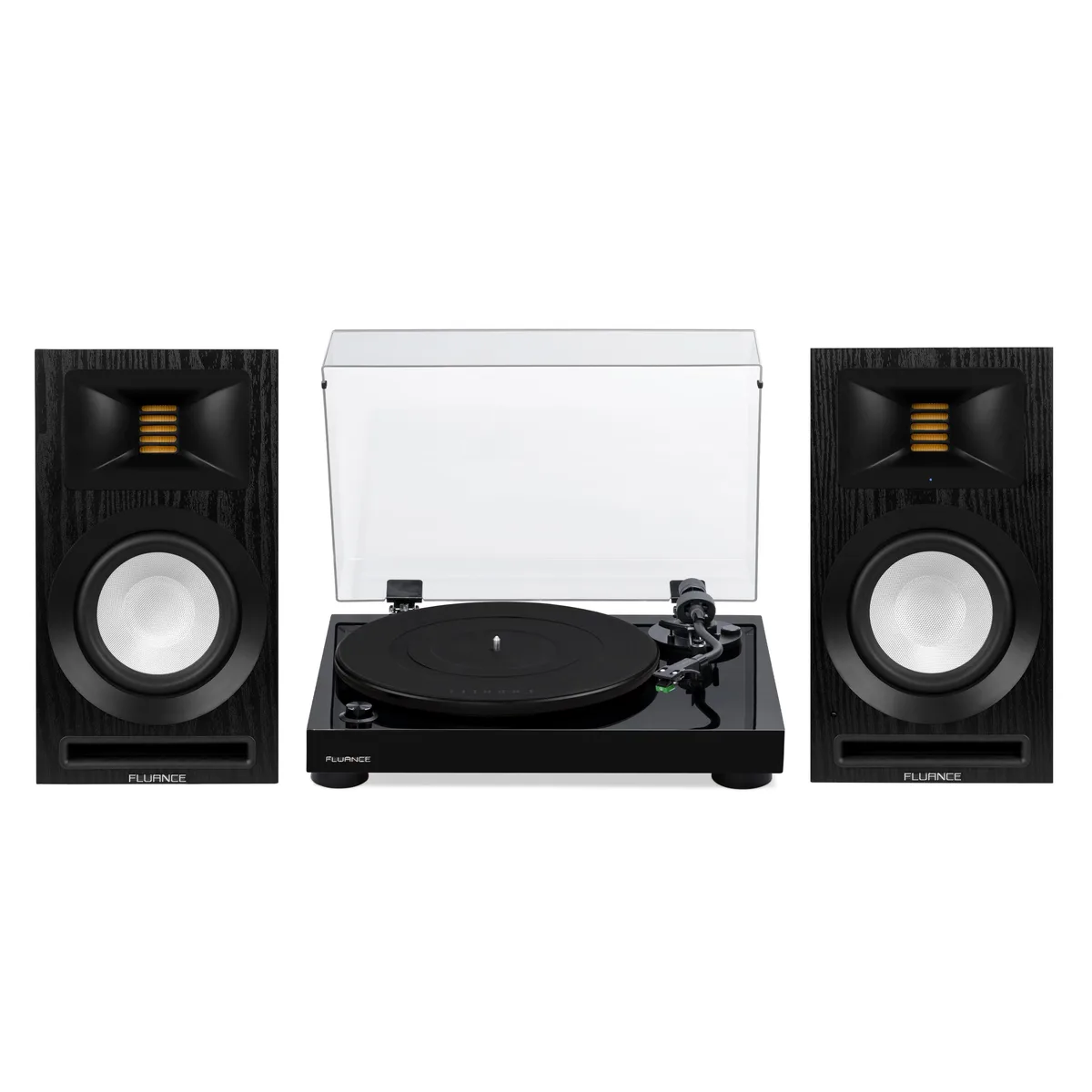 Fluance Fluance RT81 turntable with AT95E cartridge and Ri71 speakers — product photo