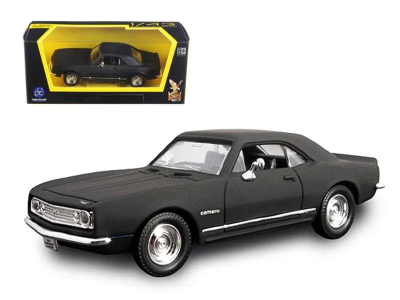 ROAD SIGNATURE ROAD SIGNATURE 1967 Chevrolet Camaro Z28 Matt Black 1/43 Diecast Vehicle — product photo