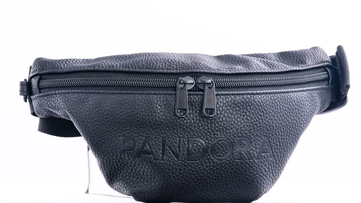 PANDORA PANDORA Limited Edition Belt Bag Navy Leather — product photo