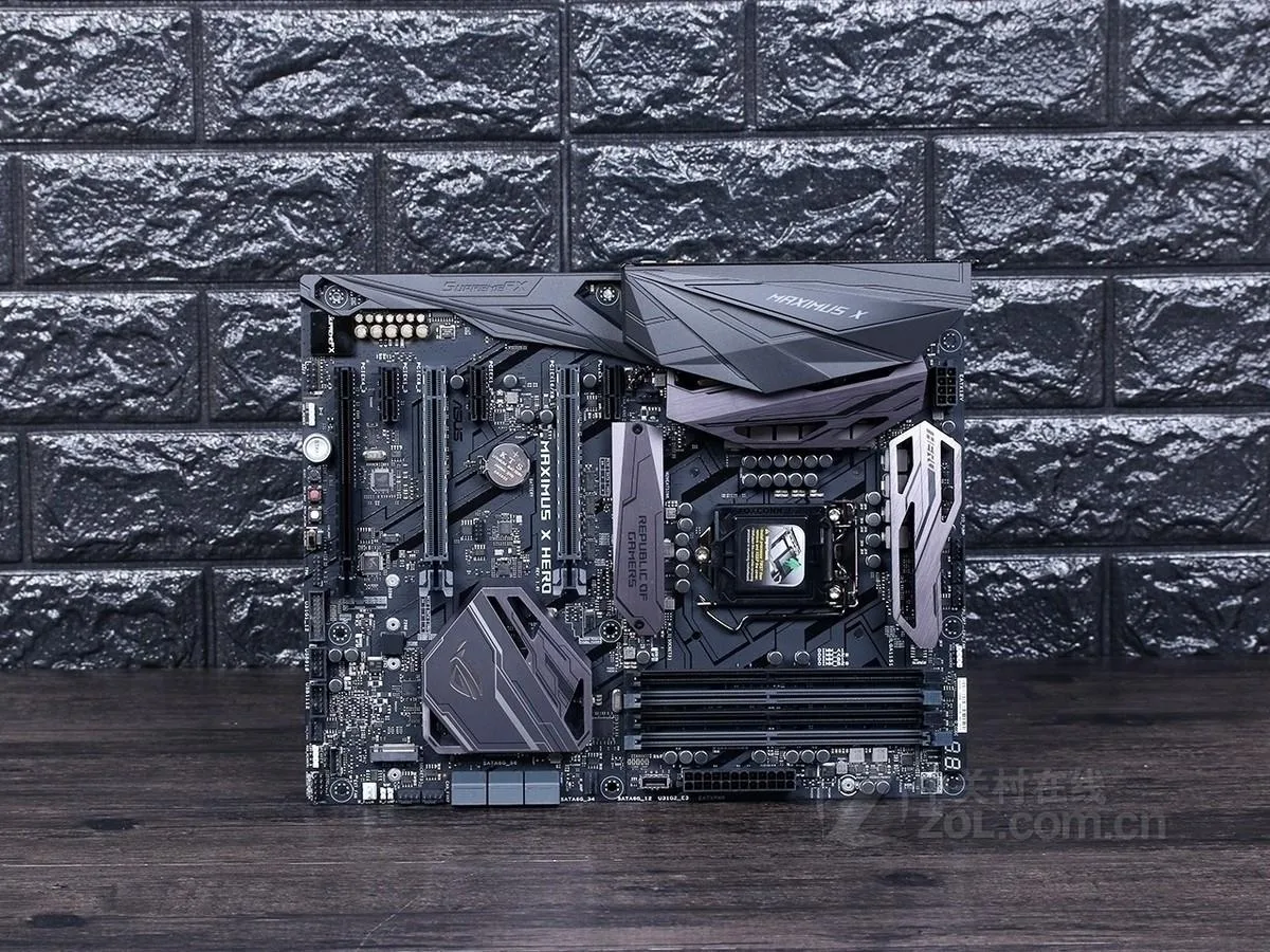 ASUS ASUS ROG MAXIMUS X HERO Intel Z370 motherboard 64GB DDR4 LGA 1151 — product photo