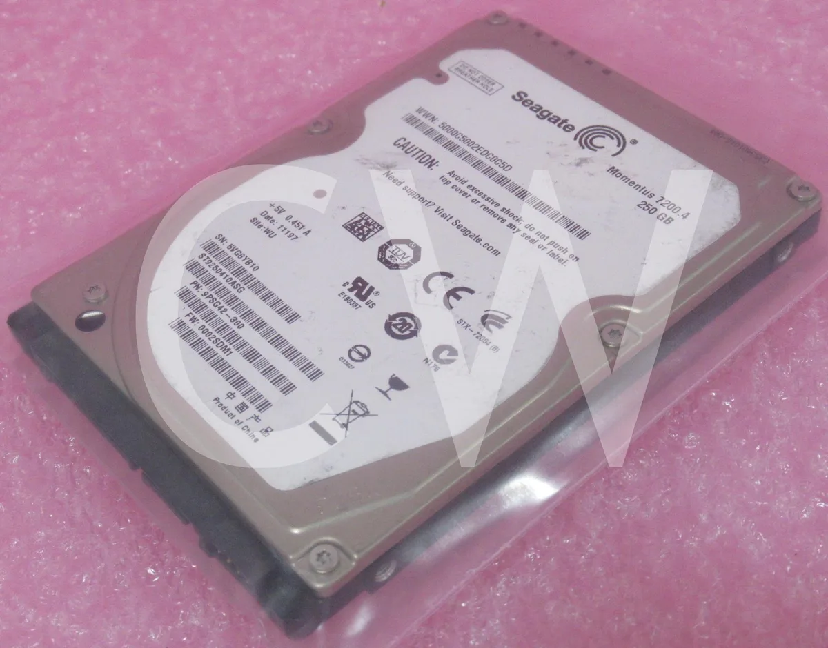 Seagate Seagate Momentus 7200.4 ST9250410ASG 250GB 7200RPM 16MB 2.5" SATA internal hard drive — product photo