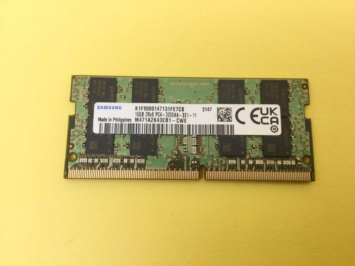 SAMSUNG SAMSUNG M471A2K43EB1-CWE 16GB DDR4 SODIMM memory — product photo