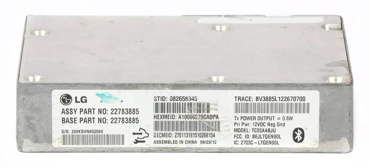 1 Factory Radio 1 Factory Radio Onstar Communication Module 22783885 2013-14 Camaro Cruze Orlando — product photo