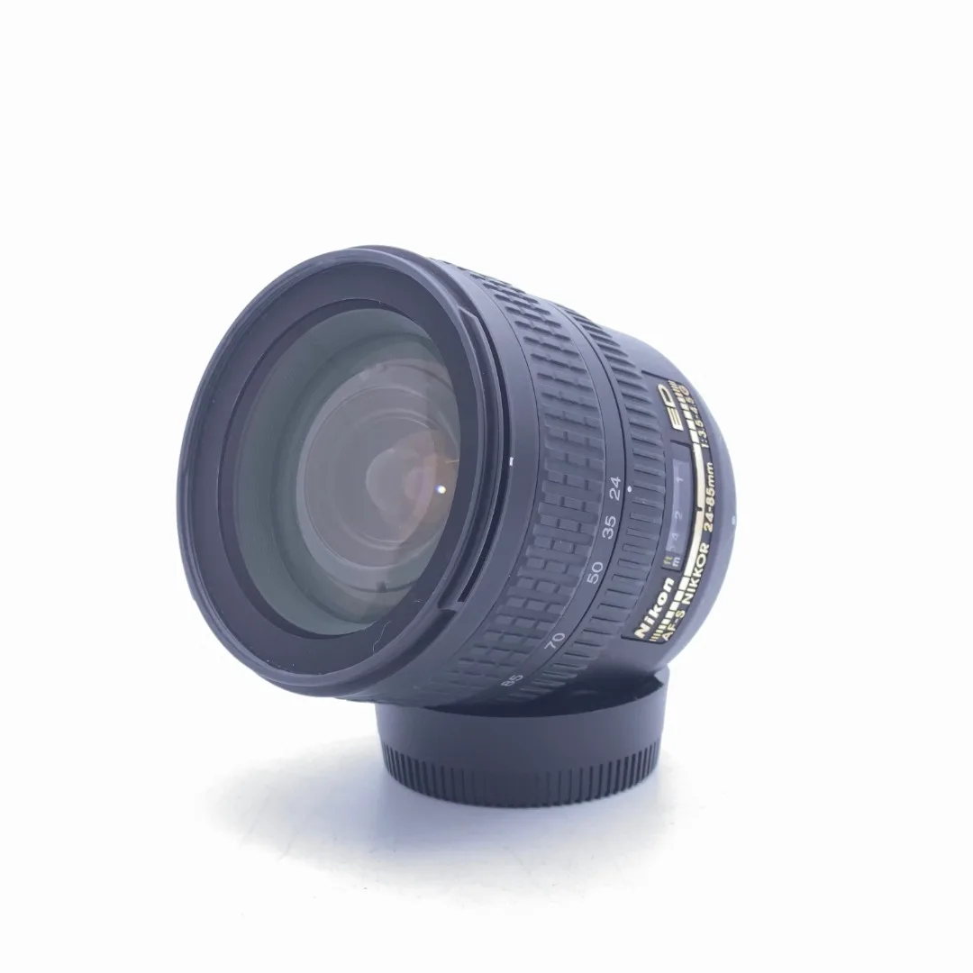 Nikon Inc Nikon Inc 24-85mm f/3.5-4.5G ED VR Zoom Lens camera lens — product photo