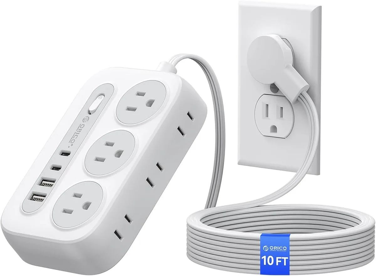 Orico Orico AP3-2A2U1C Power Strip 6 AC 2 USB-A 2 USB-C 10 ft White — product photo