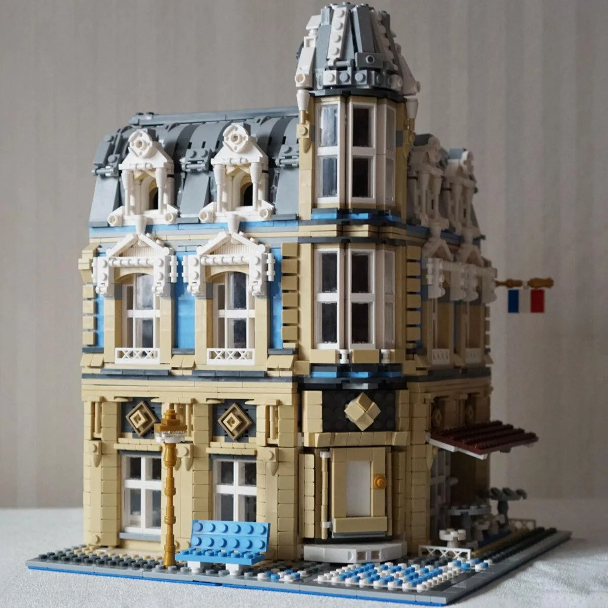 ZITIANYOUBUILD ZITIANYOUBUILD C4279 Modular Building 3226 Parts — product photo