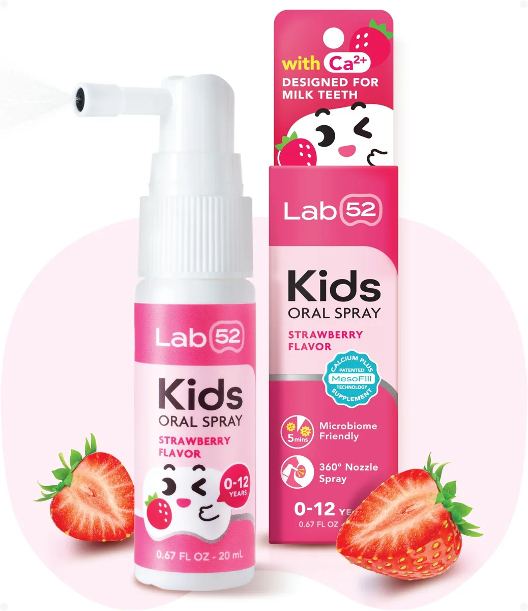Small 20 mL spray bottle with strawberry label, 150 sprays