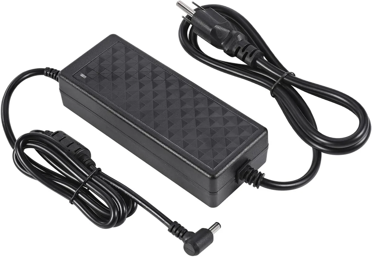 VOVOV VOVOV 24V 6A 144W AC Adapter 5.5mm x 2.5mm — product photo